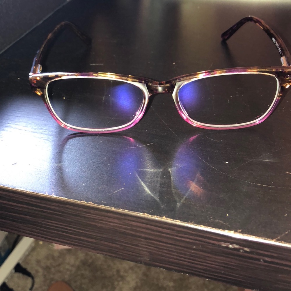 Tortoise shell hot pink specs!